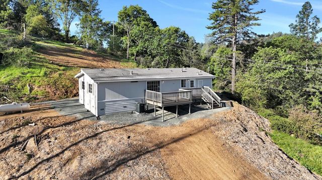 21525 Oxnard Ct, Grass Valley, CA 95949