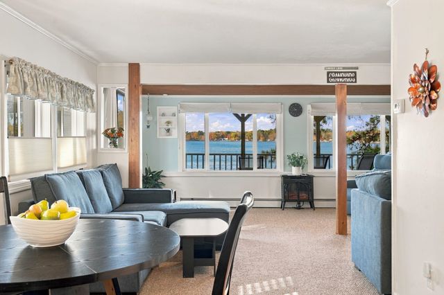 21 Bailey Shore Road, Hampstead, NH 03841