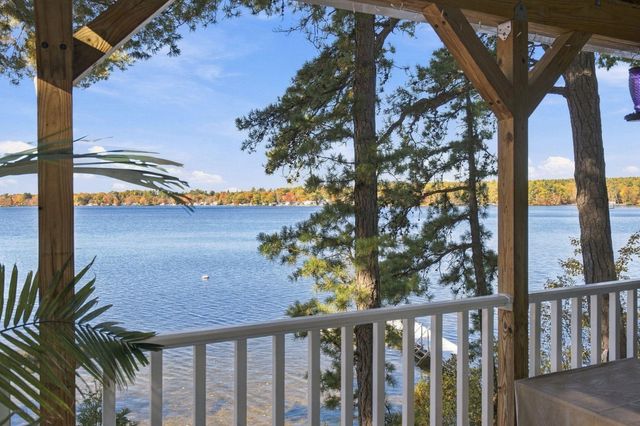 21 Bailey Shore Road, Hampstead, NH 03841