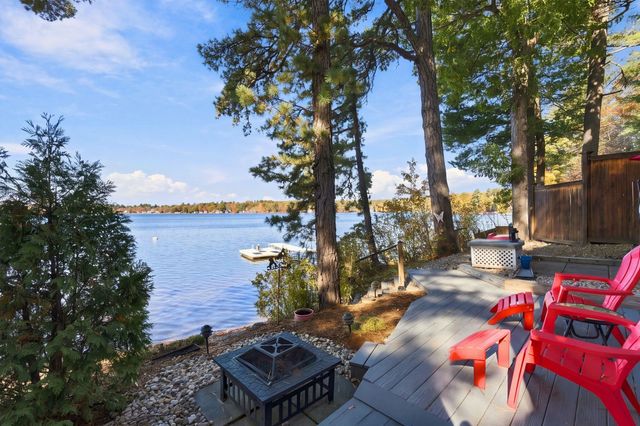 21 Bailey Shore Road, Hampstead, NH 03841