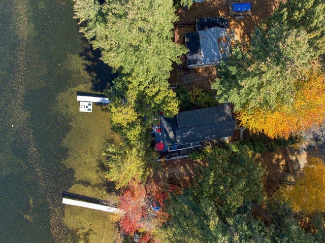 21 Bailey Shore Road, Hampstead, NH 03841