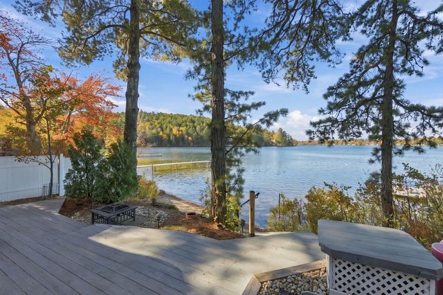 21 Bailey Shore Road, Hampstead, NH 03841