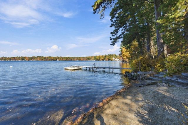 21 Bailey Shore Road, Hampstead, NH 03841