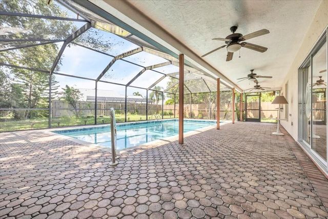 5012 PALM AIRE DRIVE, Sarasota, FL 34243