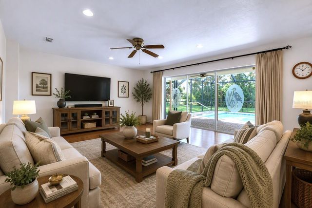 5012 PALM AIRE DRIVE, Sarasota, FL 34243