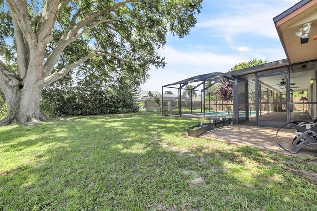 5012 PALM AIRE DRIVE, Sarasota, FL 34243