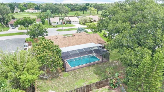 5012 PALM AIRE DRIVE, Sarasota, FL 34243