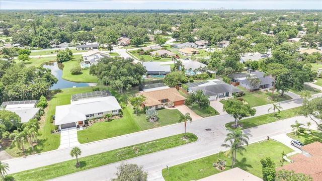 5012 PALM AIRE DRIVE, Sarasota, FL 34243