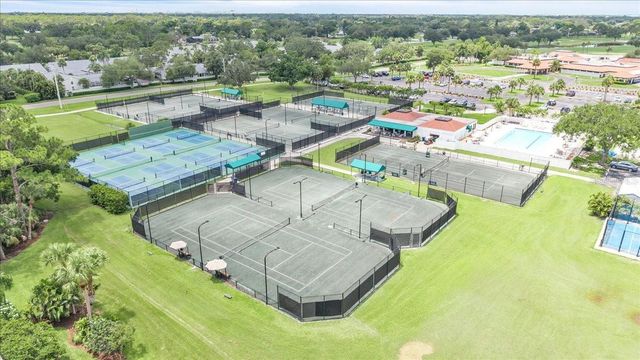 5012 PALM AIRE DRIVE, Sarasota, FL 34243