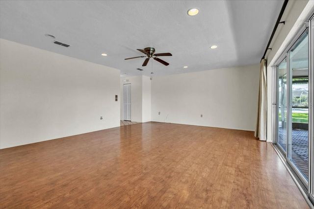 5012 PALM AIRE DRIVE, Sarasota, FL 34243