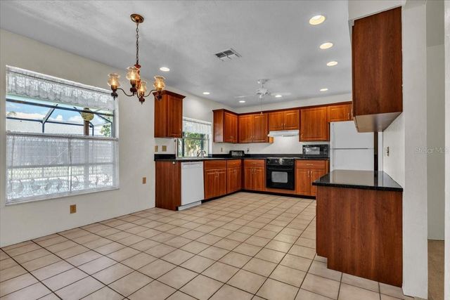 5012 PALM AIRE DRIVE, Sarasota, FL 34243
