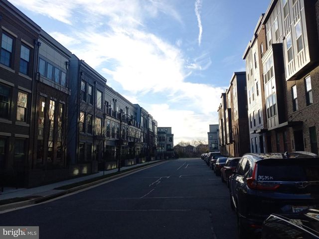 44682 PROVINCETOWN DR, Ashburn, VA 20147