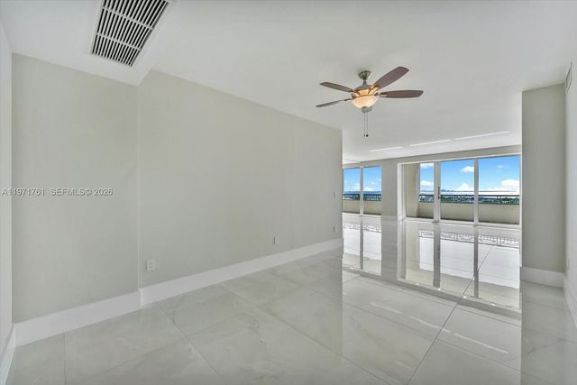 3400 SW 27th Ave 602, Miami, FL 33133