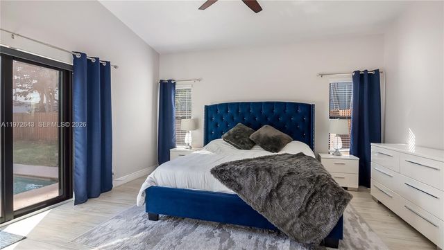 9986 NW 52nd ST, Sunrise, FL 33351