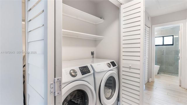 9986 NW 52nd ST, Sunrise, FL 33351