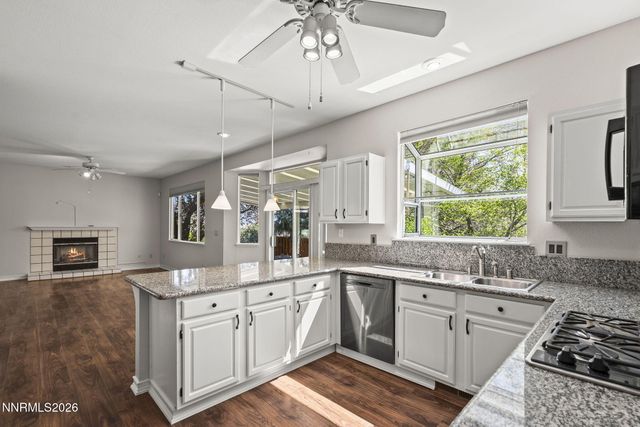 2260 Ridgeview Terrace, Reno, NV 89519