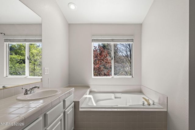 2260 Ridgeview Terrace, Reno, NV 89519