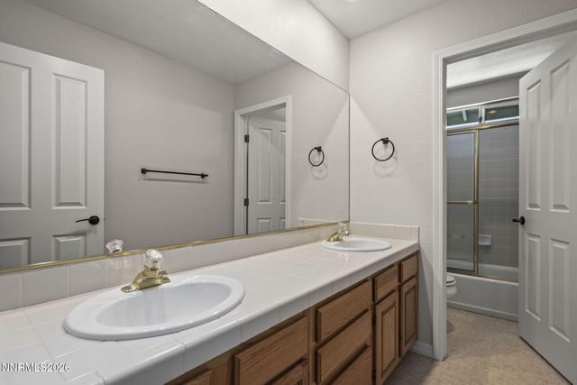 2260 Ridgeview Terrace, Reno, NV 89519