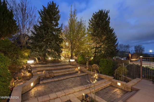 2260 Ridgeview Terrace, Reno, NV 89519