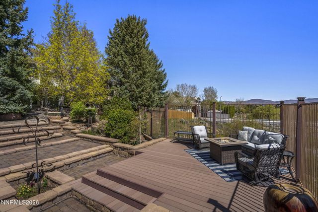 2260 Ridgeview Terrace, Reno, NV 89519