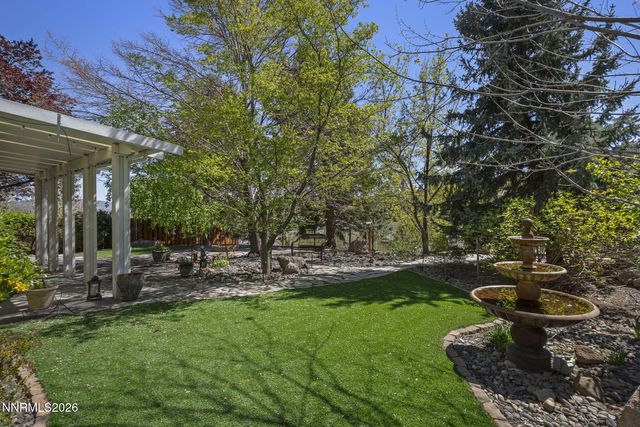 2260 Ridgeview Terrace, Reno, NV 89519