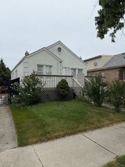 12239 Gregory Street, Blue Island, IL 60406