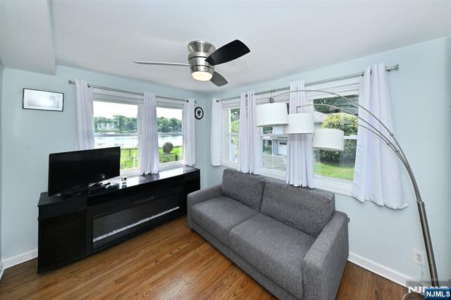 237 Woodfield Road, Twp Of Washington, NJ 07676