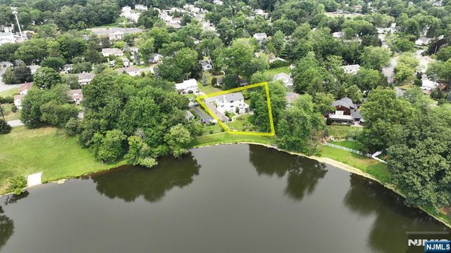 237 Woodfield Road, Twp Of Washington, NJ 07676