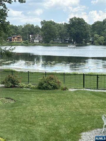 237 Woodfield Road, Twp Of Washington, NJ 07676