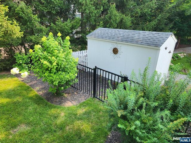 237 Woodfield Road, Twp Of Washington, NJ 07676