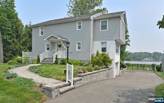 237 Woodfield Road, Twp Of Washington, NJ 07676