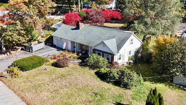 3 Cardinal Drive, Hudson, NH 03051