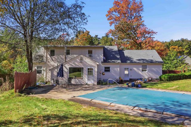3 Cardinal Drive, Hudson, NH 03051
