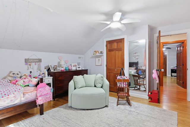 3 Cardinal Drive, Hudson, NH 03051
