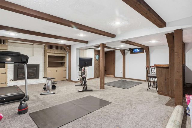 3 Cardinal Drive, Hudson, NH 03051