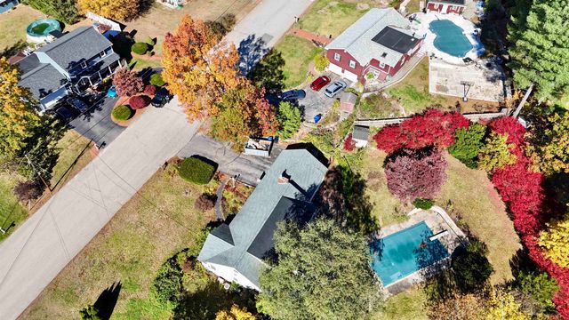3 Cardinal Drive, Hudson, NH 03051