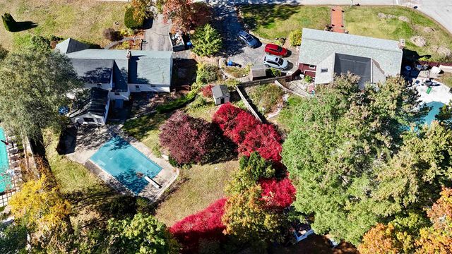 3 Cardinal Drive, Hudson, NH 03051