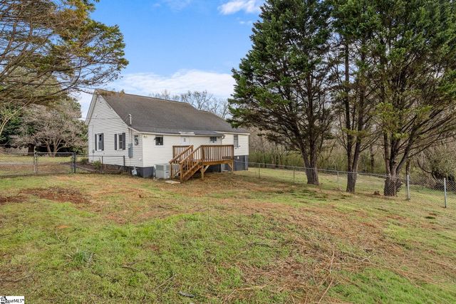 1 Frost Street, Pelzer, SC 29669