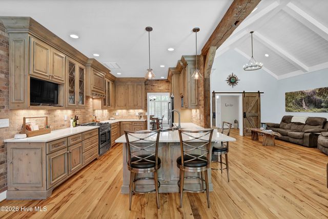 207 Ottaway Court, Hampstead, NC 28443