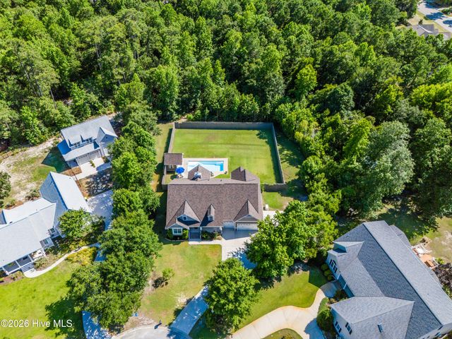 207 Ottaway Court, Hampstead, NC 28443