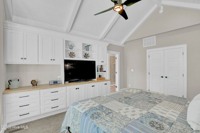 207 Ottaway Court, Hampstead, NC 28443