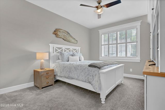 207 Ottaway Court, Hampstead, NC 28443