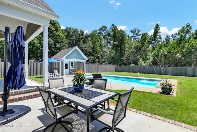 207 Ottaway Court, Hampstead, NC 28443