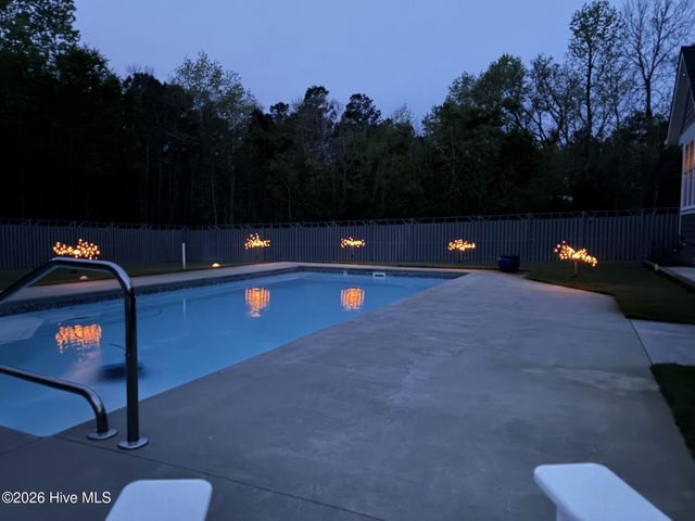 207 Ottaway Court, Hampstead, NC 28443