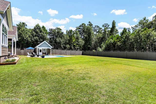 207 Ottaway Court, Hampstead, NC 28443