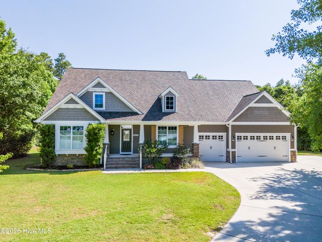 207 Ottaway Court, Hampstead, NC 28443