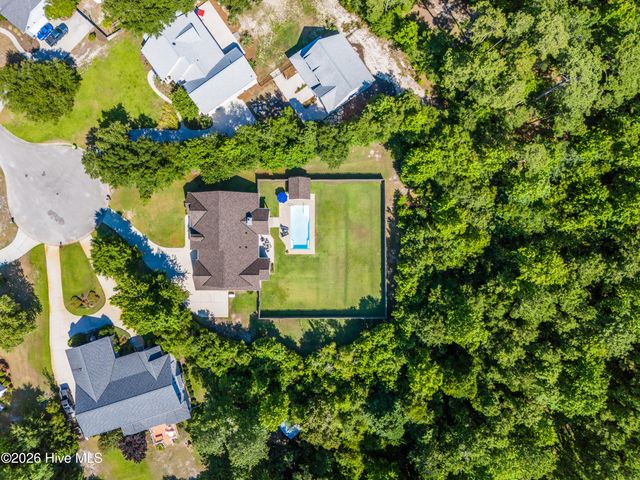 207 Ottaway Court, Hampstead, NC 28443