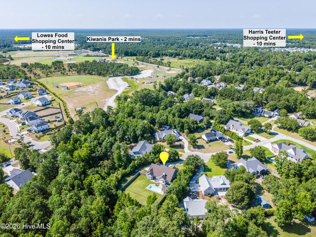 207 Ottaway Court, Hampstead, NC 28443