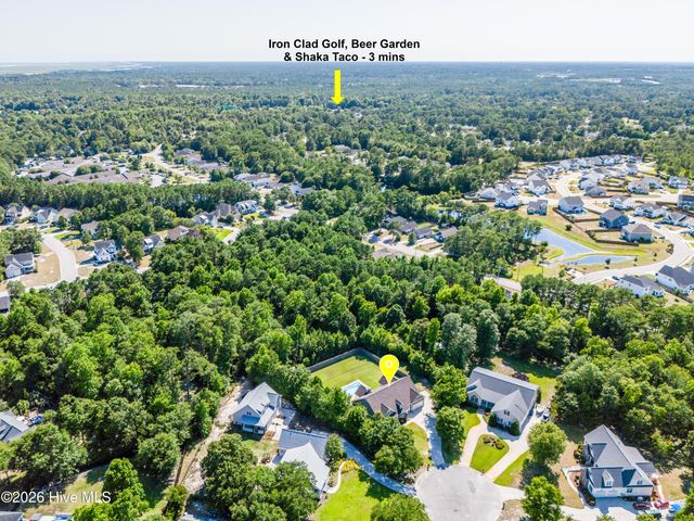 207 Ottaway Court, Hampstead, NC 28443