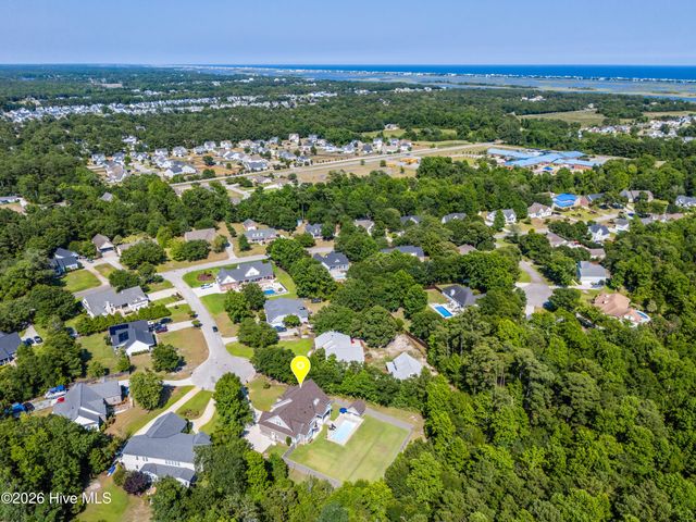 207 Ottaway Court, Hampstead, NC 28443